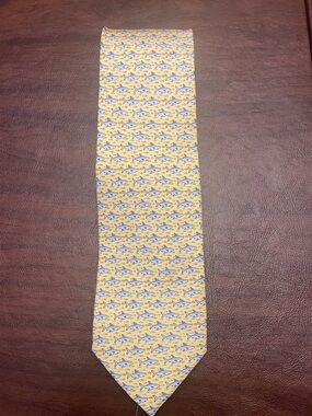 Tommy Hilfiger mens shark tie. 100% silk. yellow/blue.